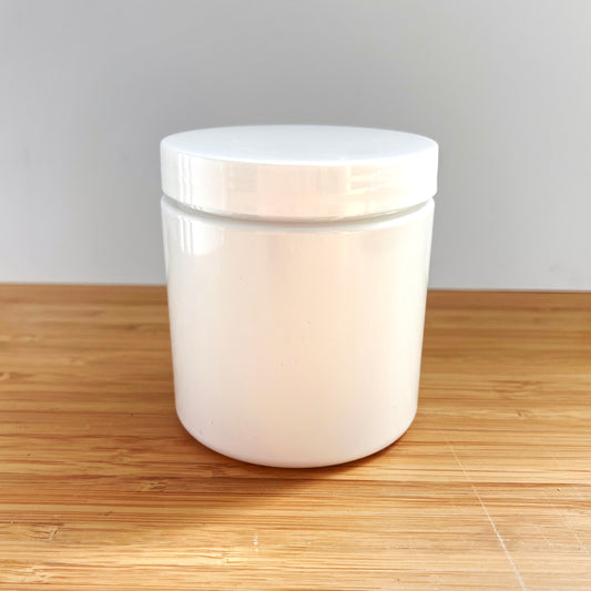 250ml white PET jar with white lid 70/400