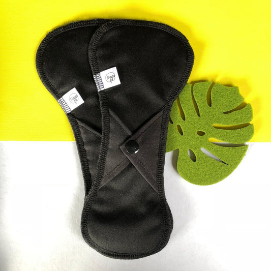 Serviette hygiénique lavable noire - Régulière image 0