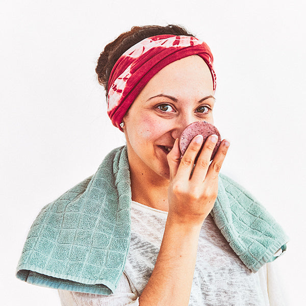 Exfoliant visage à l'hibiscus en barre image 1