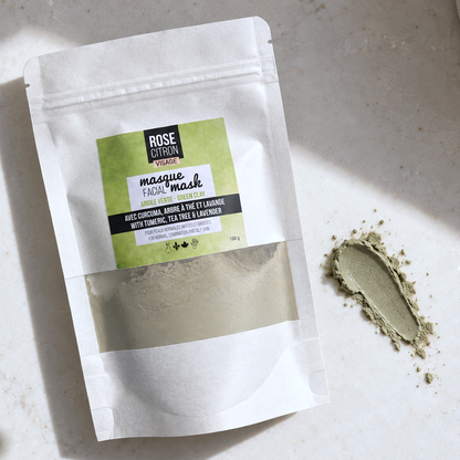 Green clay purifying face mask for oily skin