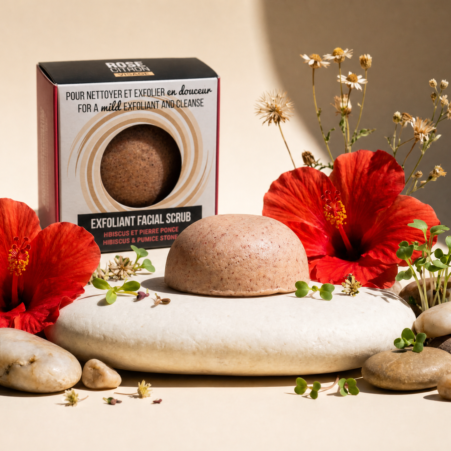 Exfoliant visage en barre à l'églantier et l'hibiscus